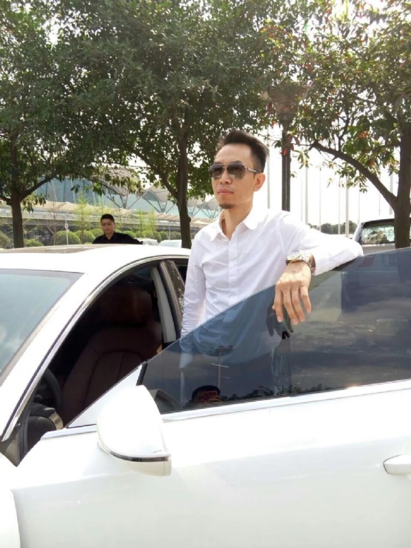 杨岳的第一张照片--诏安相亲网