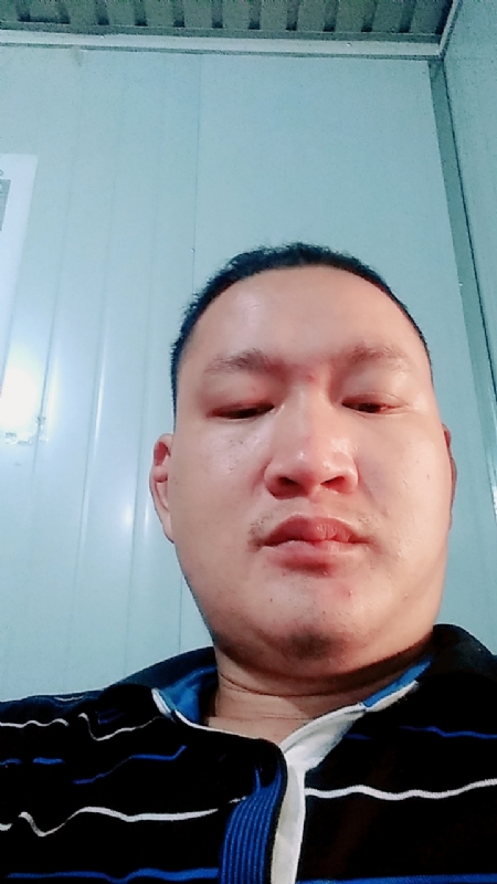 随缘随风的第一张照片--诏安相亲网