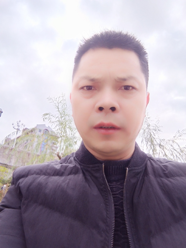 随缘的第一张照片--诏安相亲网