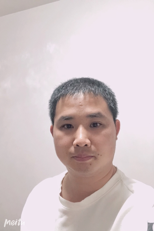 小梁的第一张照片--诏安相亲网
