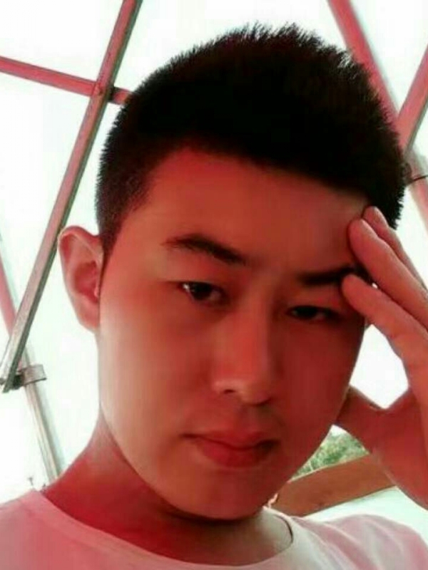 淡漠的第一张照片--诏安相亲网