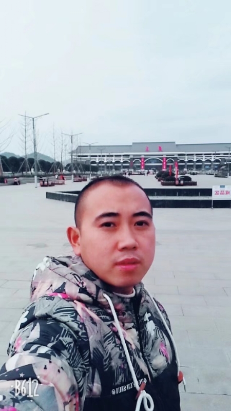 爱相随的第一张照片--诏安相亲网