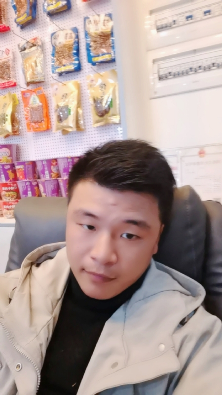 小宇的第一张照片--诏安相亲网