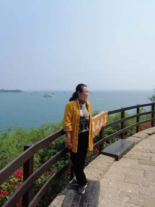 曦若半秋的第一张照片--诏安相亲网