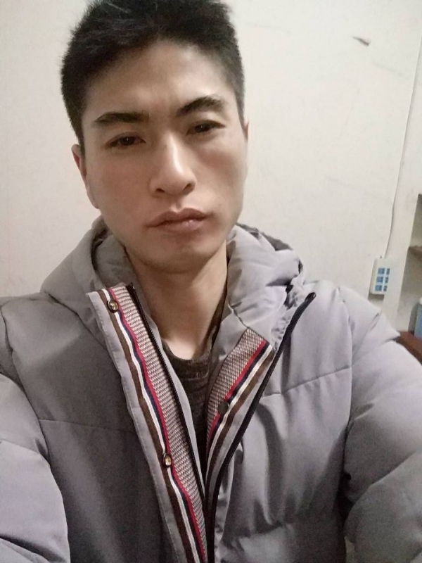 花若离枝的第一张照片--诏安相亲网