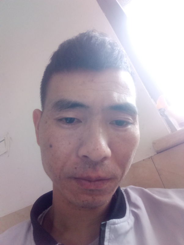 想你的夜的第一张照片--诏安相亲网