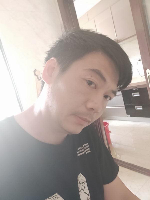漫步的第一张照片--诏安相亲网