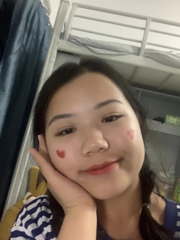 轻轻的一片云的第一张照片--诏安相亲网