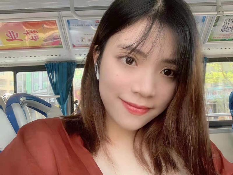 小眼睛的第一张照片--诏安相亲网