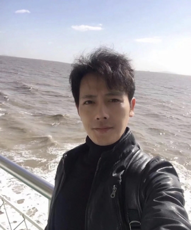 疯狂的小鱼的第一张照片--诏安相亲网
