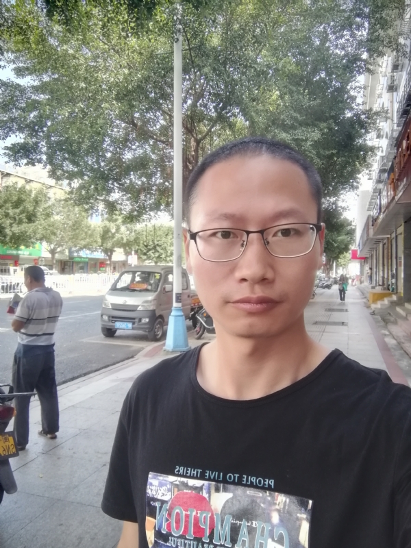 老虎的第一张照片--诏安相亲网