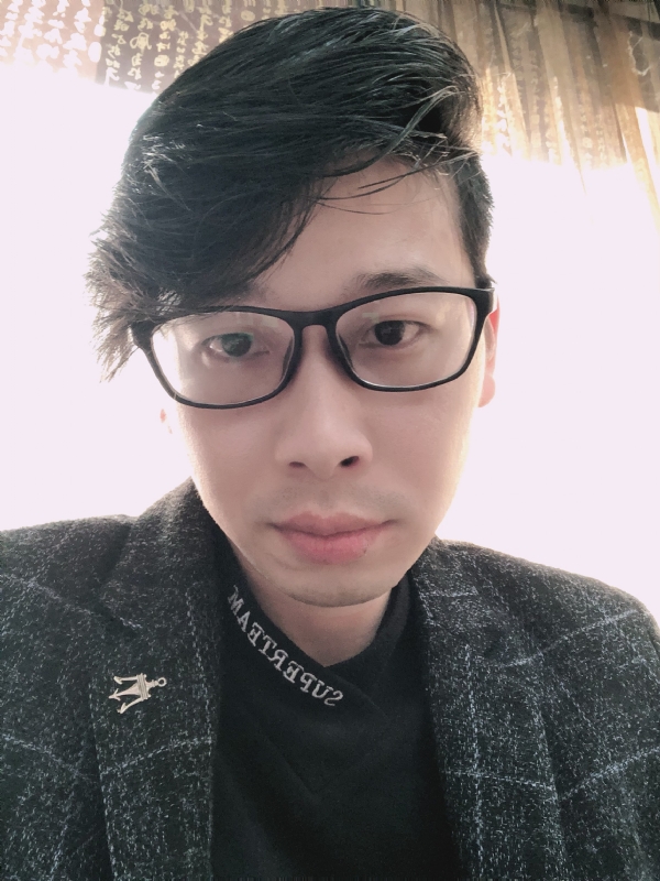 在等一个人的第一张照片--诏安相亲网