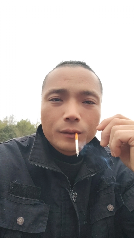 伯爵的第一张照片--诏安相亲网