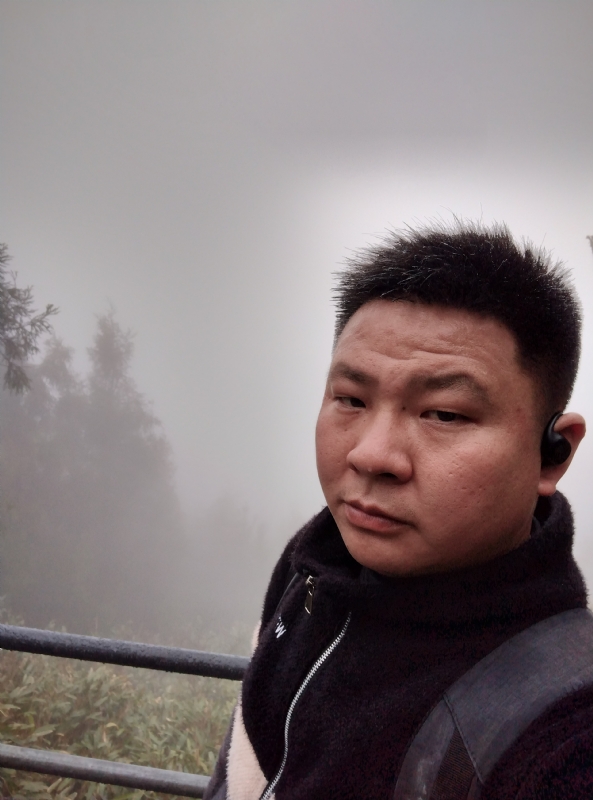 何何何的第一张照片--诏安相亲网
