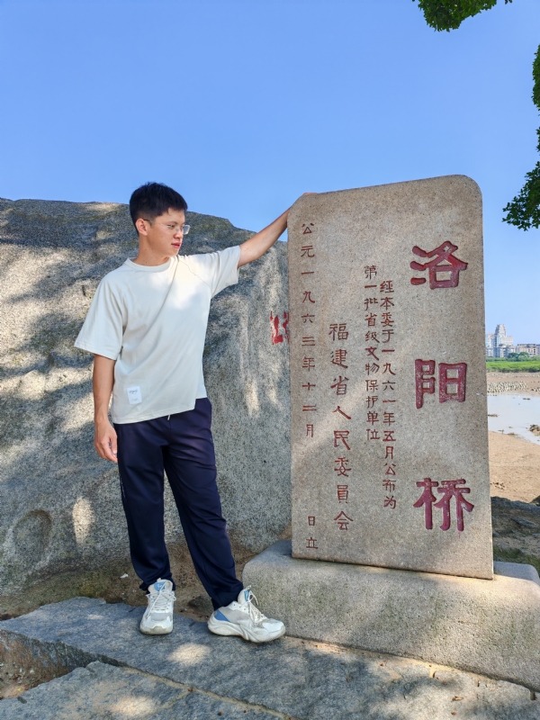 风尘的第一张照片--诏安相亲网
